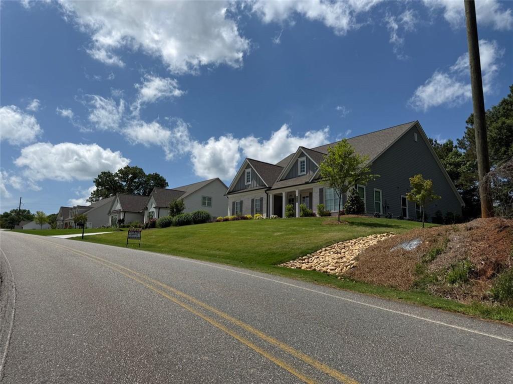 6165 NAMON WALLACE Drive