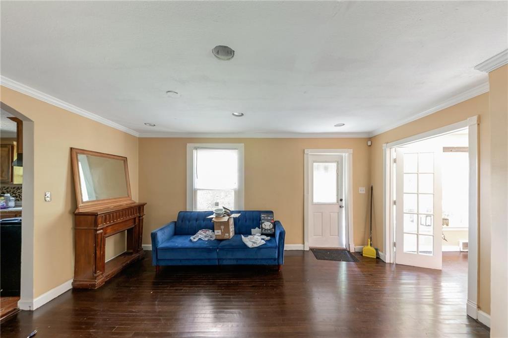 3220 Memorial Drive