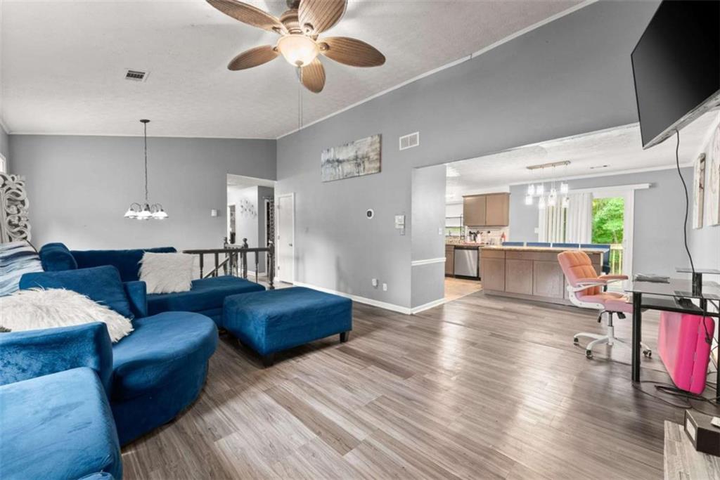 3677 Waverly Oaks Way