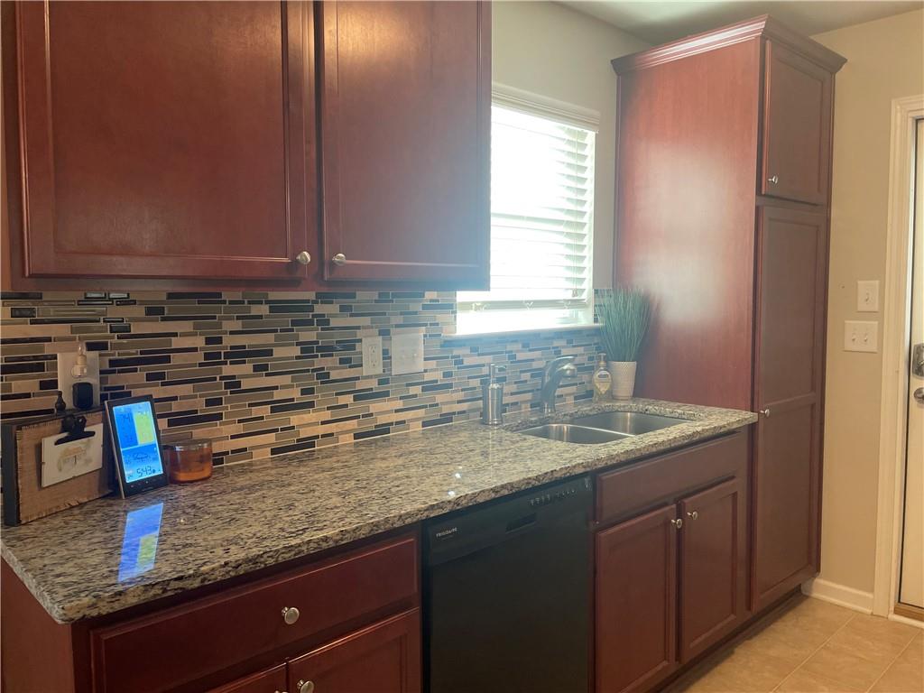 487 Cypher Drive, Suwanee, Georgia image 8