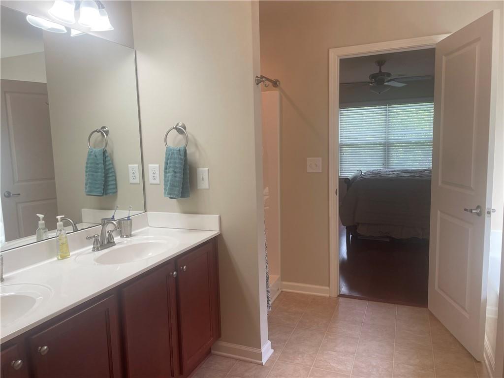 487 Cypher Drive, Suwanee, Georgia image 16