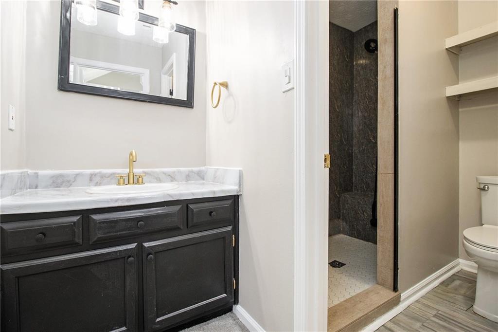 Owens Pond - Residential