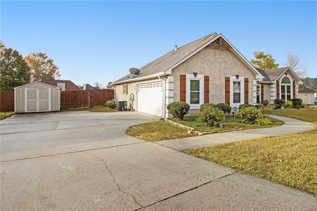 Owens Pond - Residential