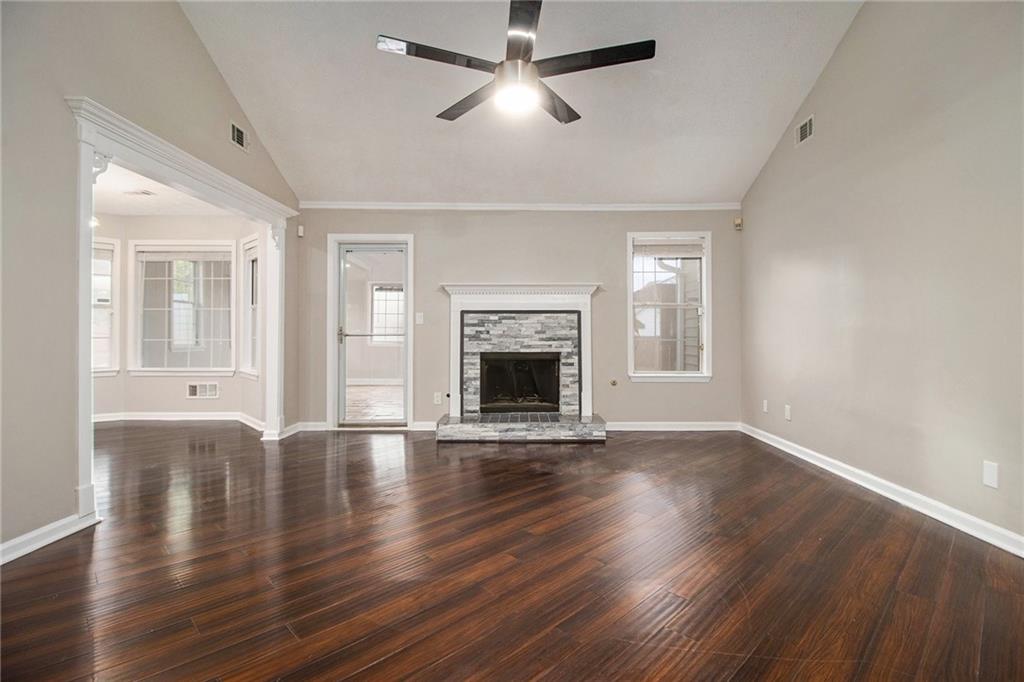 Owens Pond - Residential