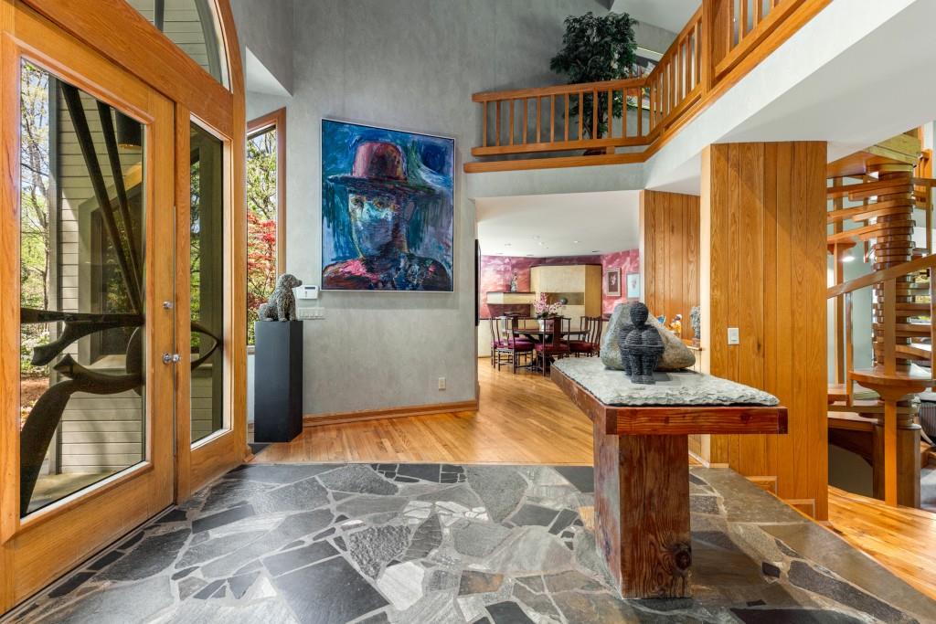 6525 Old Riverside Drive, Sandy Springs, Georgia image 7