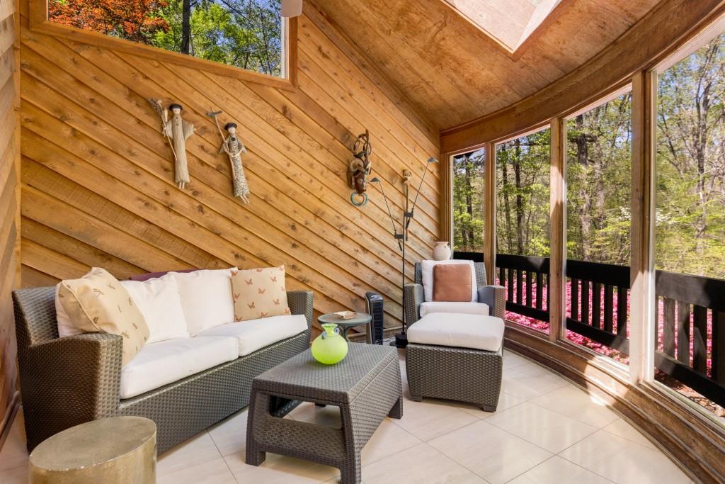 6525 Old Riverside Drive, Sandy Springs, Georgia image 18