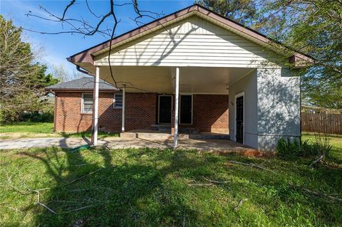 Photo of 3741 Loren Drive, Decatur, GA 30032 (MLS # 7727782)