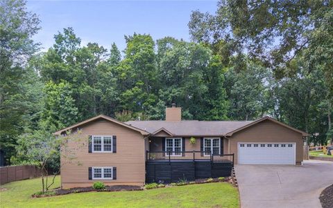 Homes For Sale - 330 Chaffin Ridge Court<br/> Roswell, GA 30075