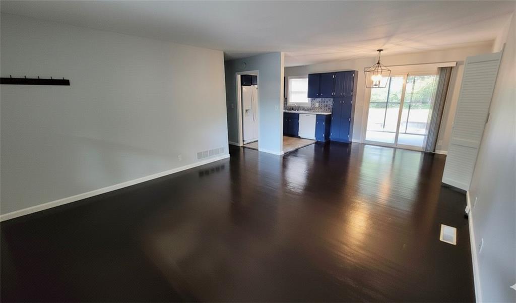 Eastwood Forrest - Residential Lease