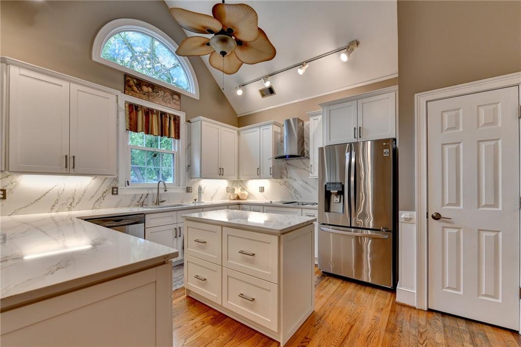 5365 Cottage Farm Road