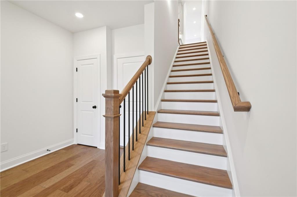 903 Shire Elm Street 23