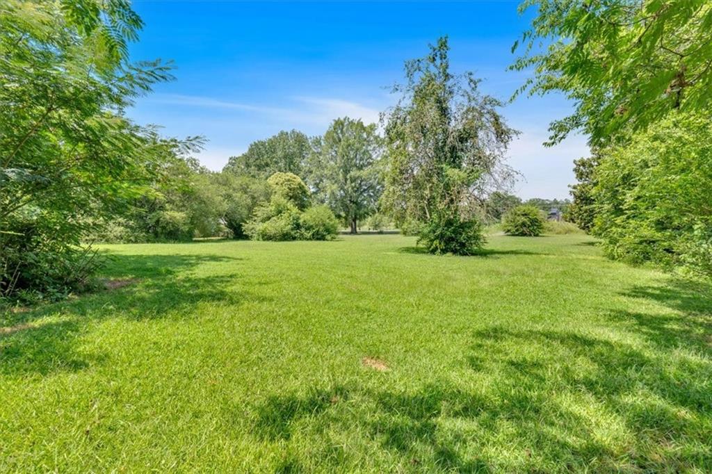 2454 Hall Station Road NW