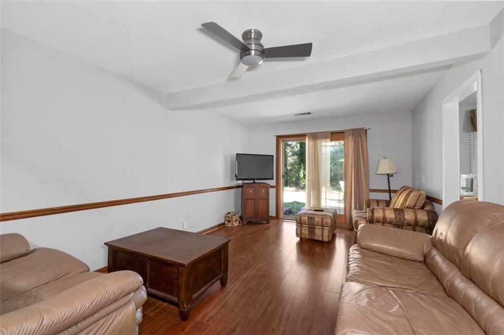 5934 S Deshon Court, Lithonia, Georgia image 6