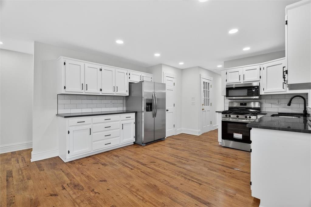 598 Saddletop Lane