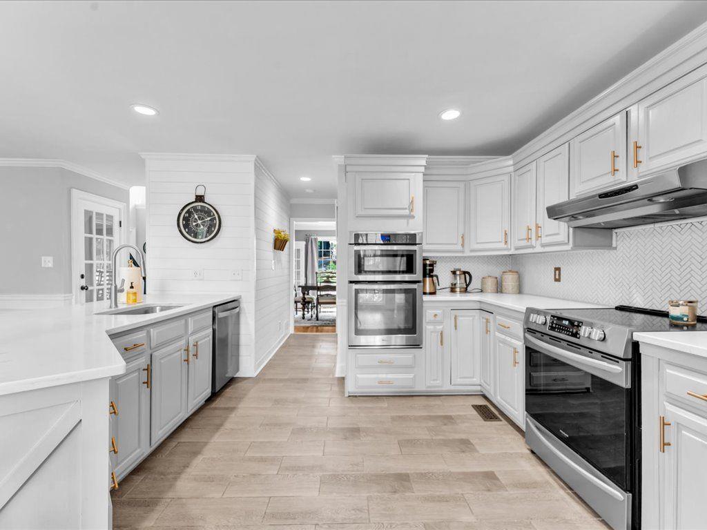 5625 Brookstone Drive, Acworth, Georgia image 7