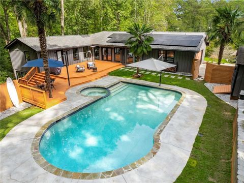 3025 Creek Court NE Roswell GA 30075