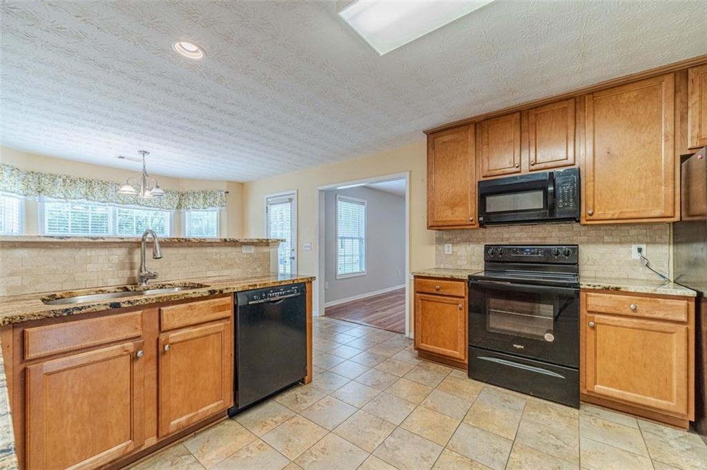 714 Thompson Ridge Drive, Monroe, Georgia image 8