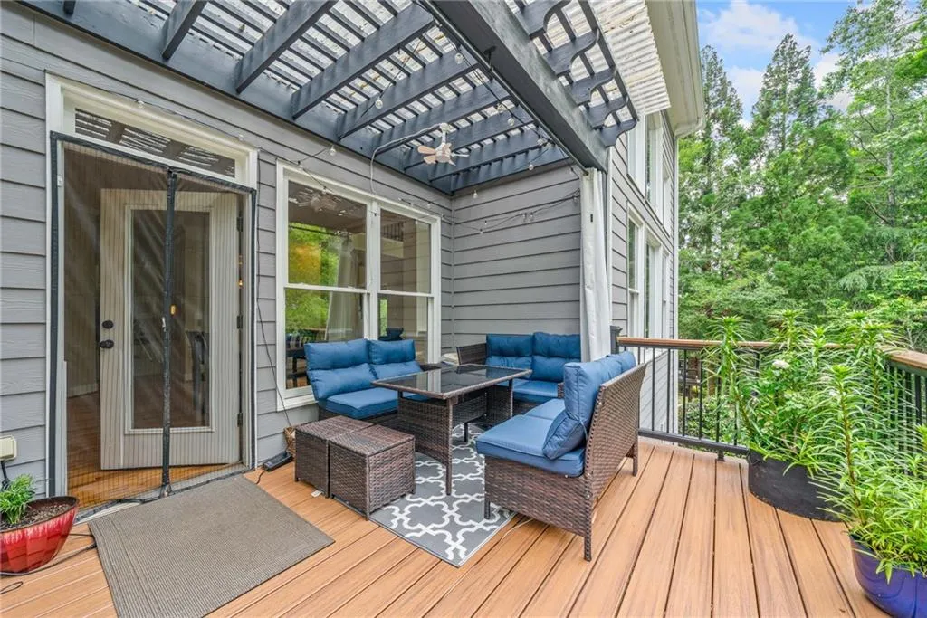 Sugar Hill, Georgia 30518, United States, 6 Bedrooms Bedrooms, ,5 BathroomsBathrooms,Residential,Active,123949