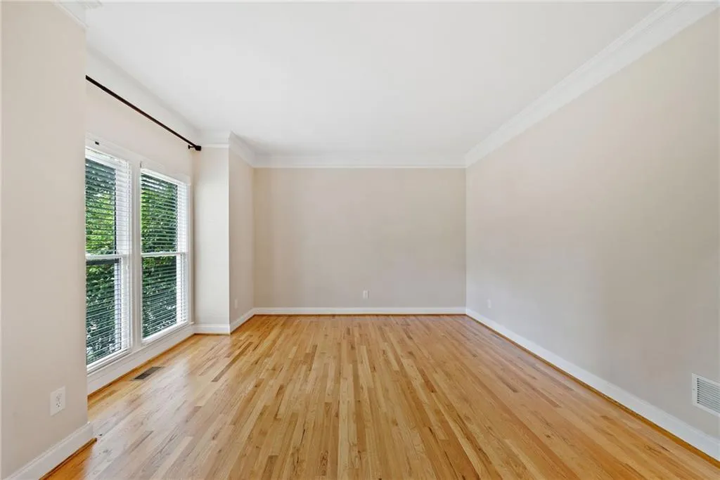 Sugar Hill, Georgia 30518, United States, 6 Bedrooms Bedrooms, ,5 BathroomsBathrooms,Residential,Active,123949