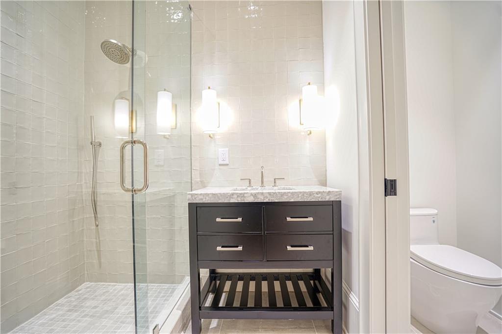 4550 Jolyn Place, Sandy Springs, Georgia image 30