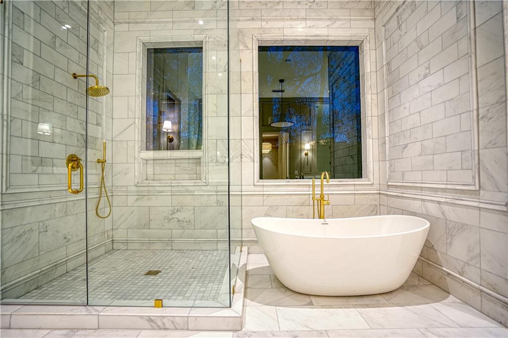 4550 Jolyn Place, Sandy Springs, Georgia image 23