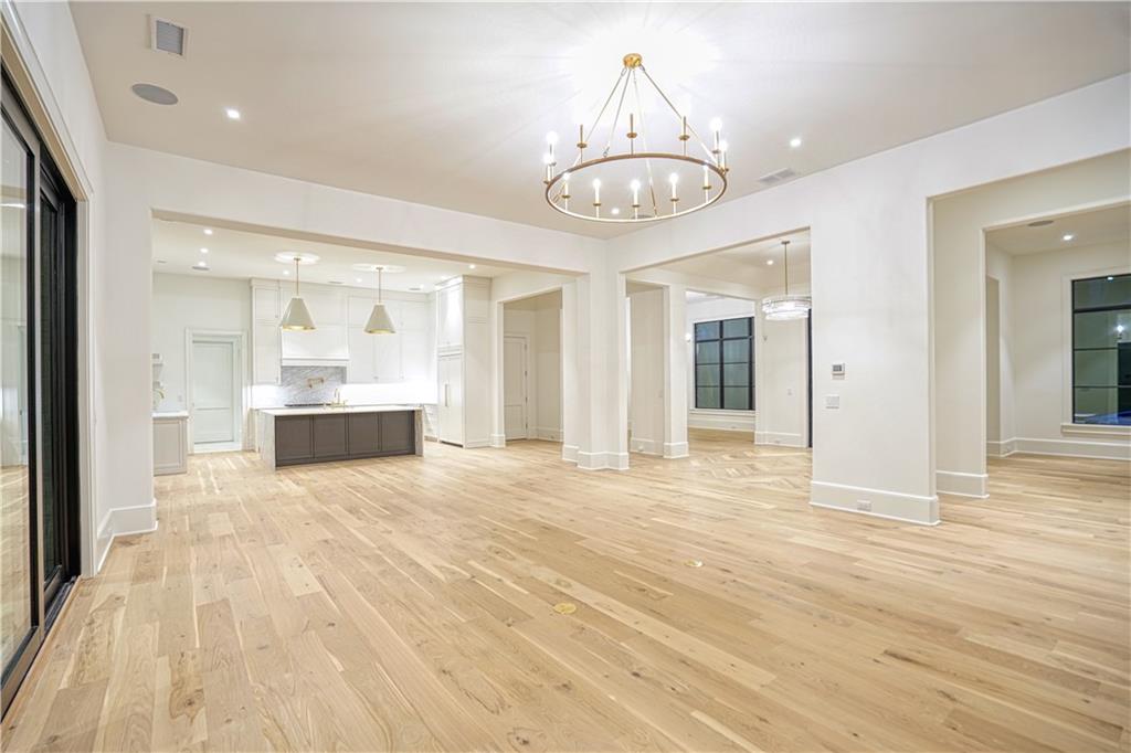 4550 Jolyn Place, Sandy Springs, Georgia image 14