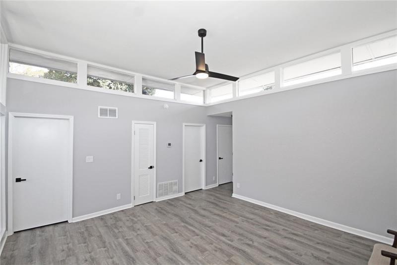 346 Carpenter Drive Northeast Drive 32