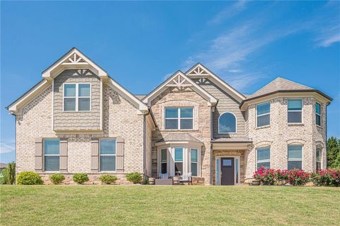 Homes For Sale - 3910 Sky River Court Ct<br/> Cumming, GA 30040