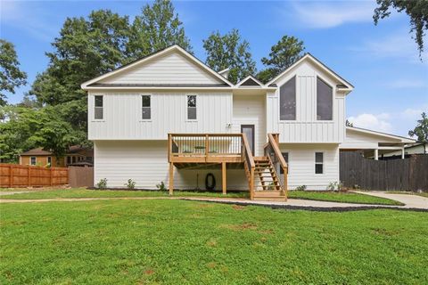 Homes For Sale - 265 Watkins Glen Drive<br/> Kennesaw, GA 30144