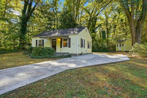 2518 Pine Lake Place Tucker GA 30084