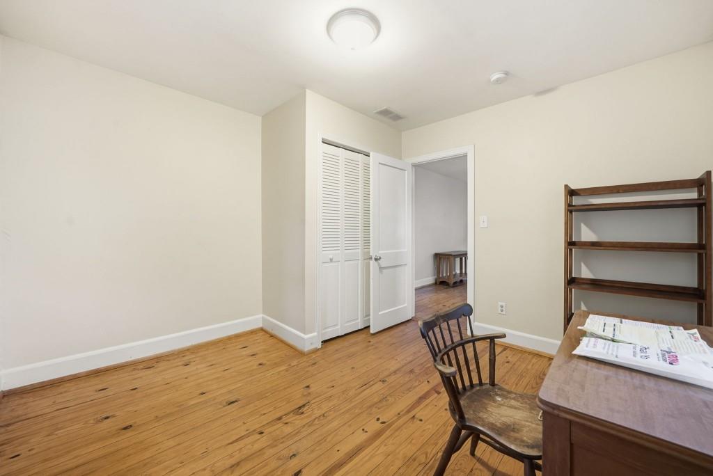 2518 Pine Lake Place