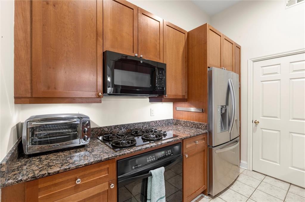 1735 Peachtree Street NE 404