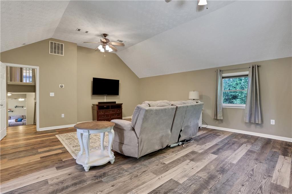 940 Planters Place, Loganville, Georgia image 25