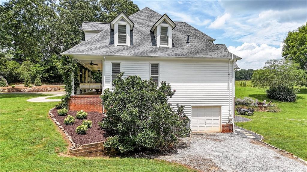 548 Tamarack Trail