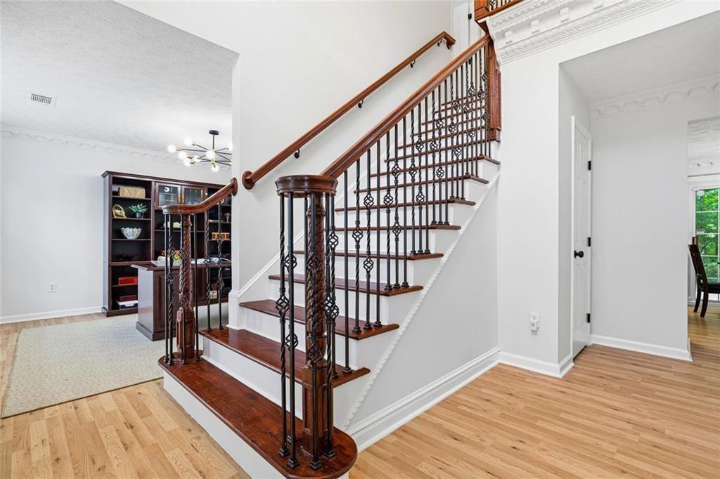 1075 Hidden Pond Lane