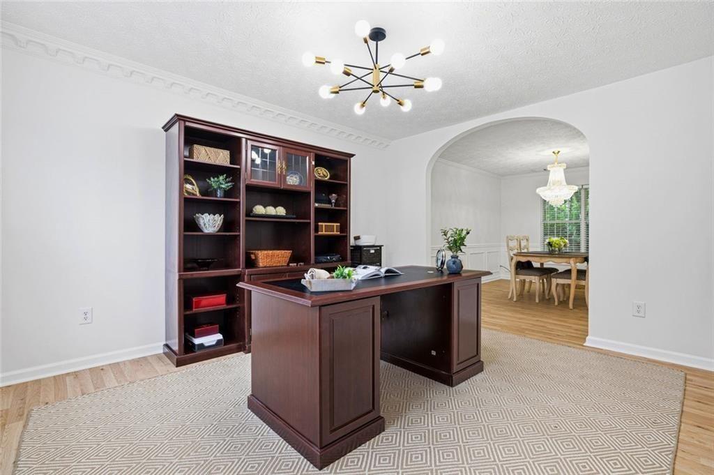 1075 Hidden Pond Lane