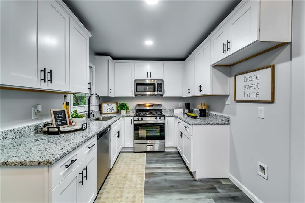 2162 Westover Drive, Atlanta, Georgia image 10