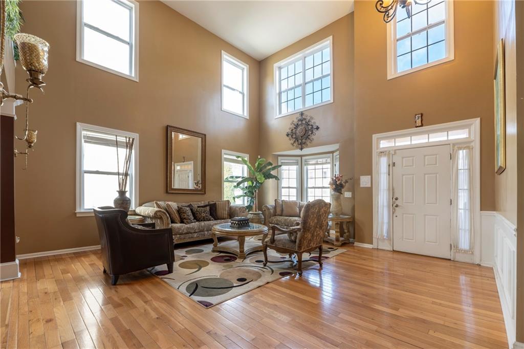 1067 Preserve Park Drive, Loganville, Georgia image 4