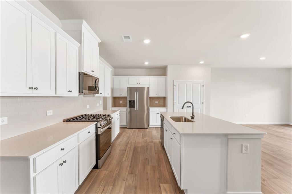 1371 Farmers Loop Lot 19