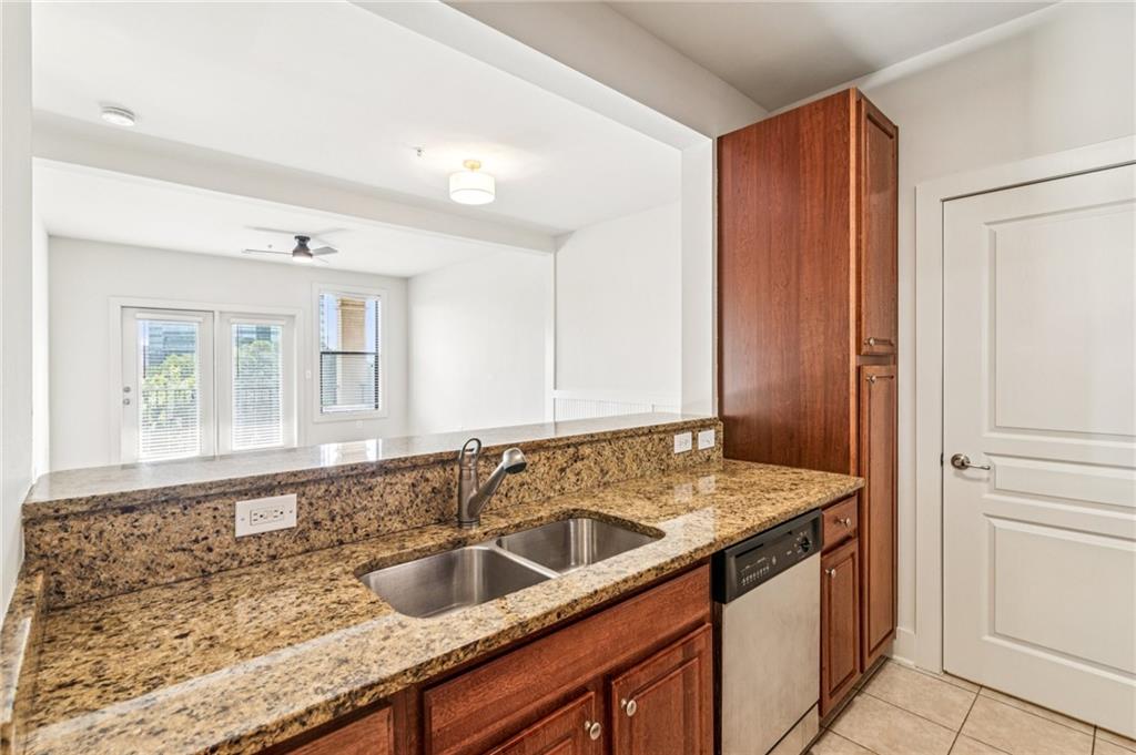 799 Hammond Drive 325