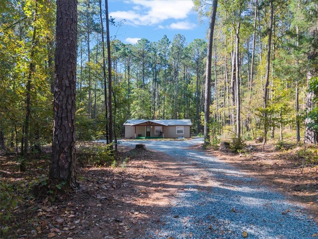 103 E Bearcreek Road