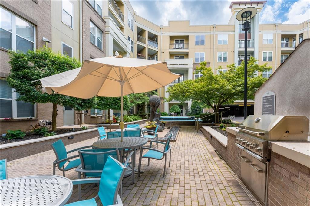 390 17th Street NW 2040