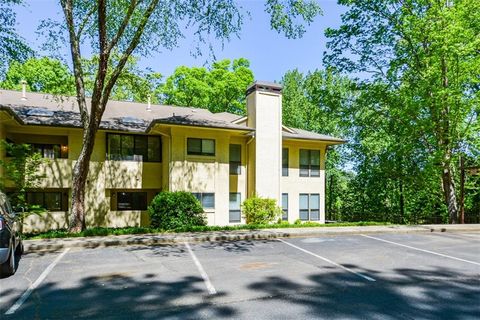 Condo For Rent - 607 Lismore<br/> Smyrna, GA 30080