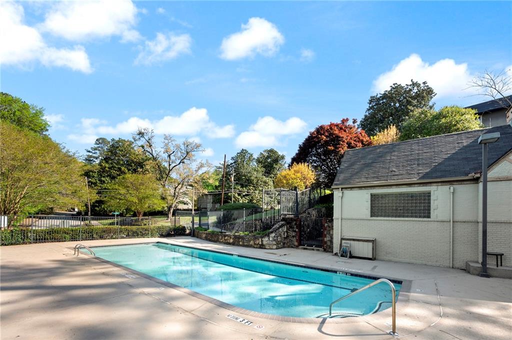 270 Lakemoore Drive #B, Atlanta, Georgia image 20