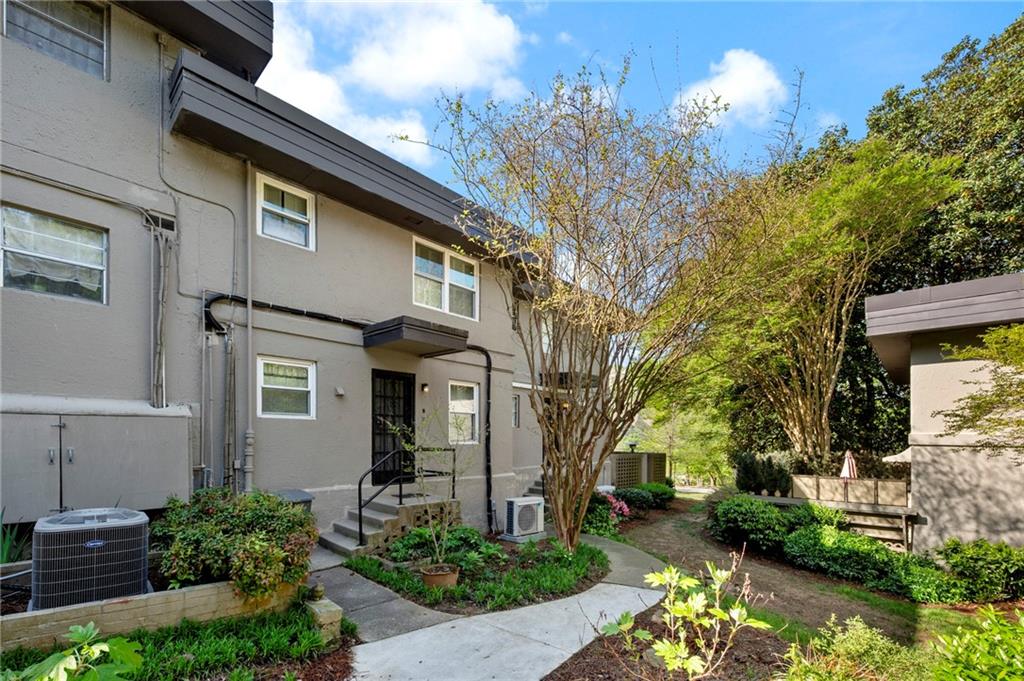 270 Lakemoore Drive #B, Atlanta, Georgia image 18