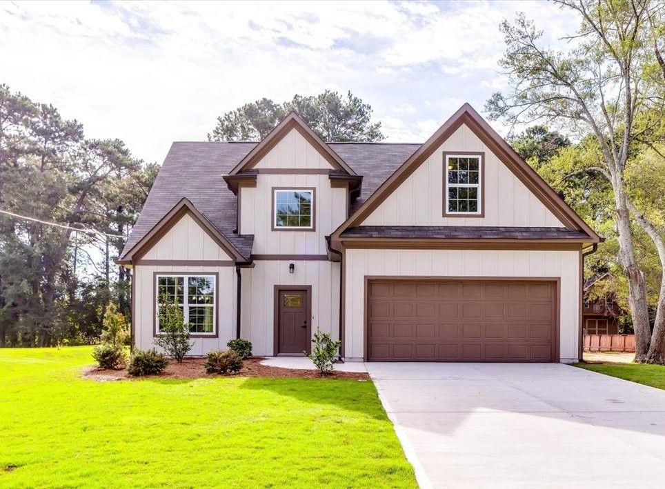 Welcome to Lake Capri Estates – Where Modern Elegance Meets Everyday Comfort!
This beautifully crafted 4-bedroom, 3-bath new construction home is fully complete and move-in ready! Boasting approximately 2,100 square feet, this home offers a functional, open-concept layout ideal for modern living and entertaining.
Step through the beautiful foyer entry into a seamless flow from the kitchen to the living room, perfect for gatherings or quiet nights in. The kitchen features brand-new stainless steel appliances, including a stove, built-in microwave, and dishwasher, along with ample countertop space and cabinetry.
The living room showcases tall ceilings with an impressive sense of space, and an upstairs walkway overlooks the main living area, adding architectural character and creating a beautiful visual connection between floors.
Enjoy added convenience with a dedicated laundry room, an attached 2-car garage, and an extended driveway—ideal for guests or multiple vehicles. The spacious bedrooms and well-designed baths offer comfort and flexibility for any lifestyle.
Located in the vibrant community of Conyers, GA, this home is minutes from shopping, dining, healthcare, and entertainment. Its central location also provides easy access to Atlanta and other major points of interest.