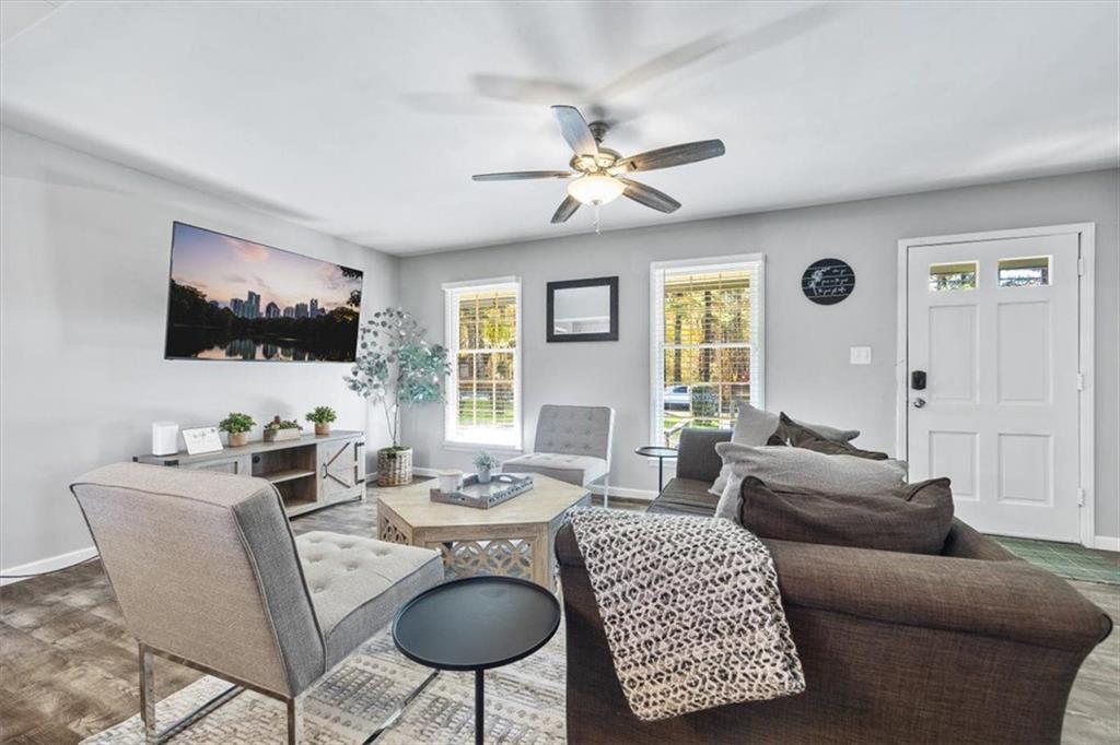 4283 Hiram Lithia Springs Road SW