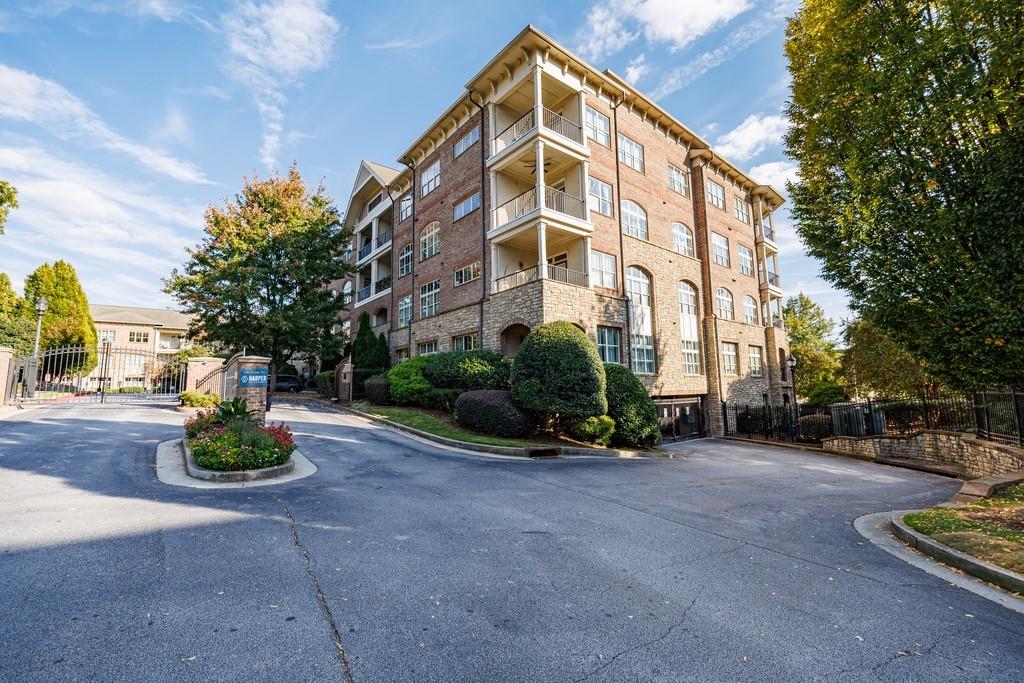 Harper on Piedmont - Residential