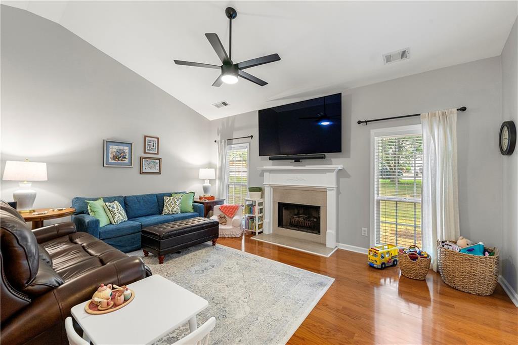 1612 Silver Oak Drive