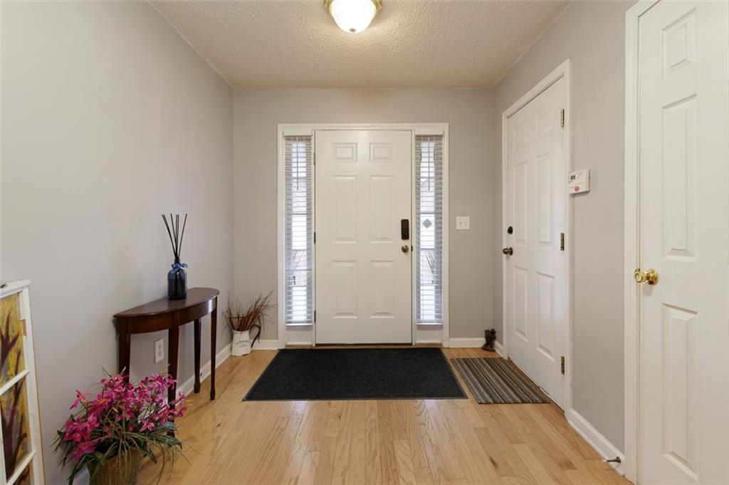 Listing image 1